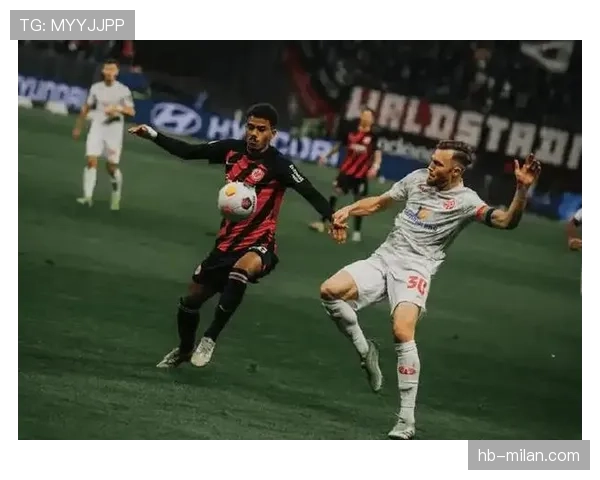 多特蒙德防线站位混乱引发频繁失守，当前阶段整体防守稳定性面临考验